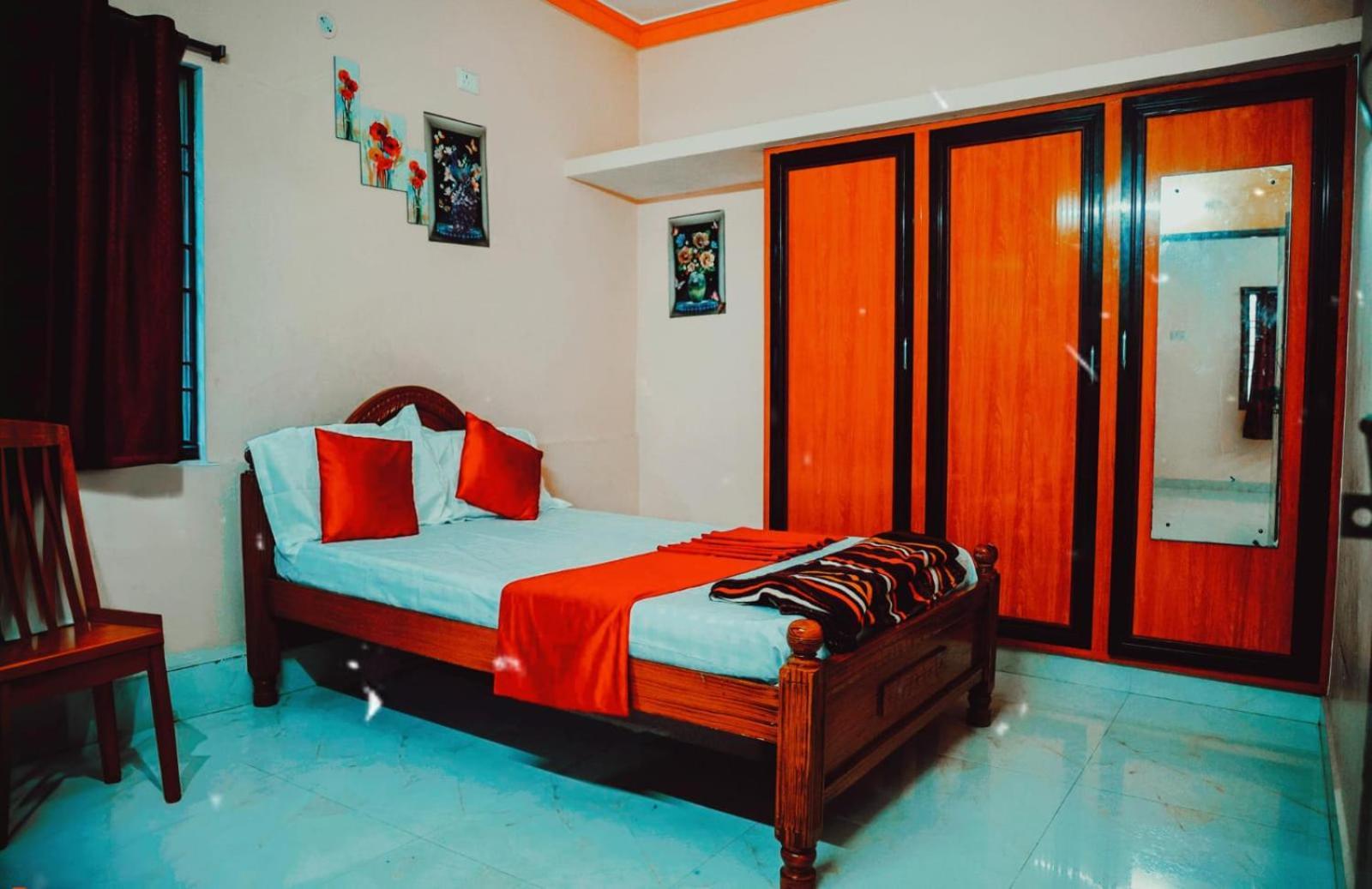 Garuda Grand Apartment Тирупати Екстериор снимка